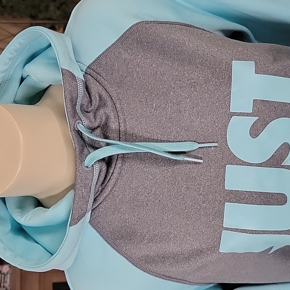 Nike Therma-Fit Hoodie - Picture 2 of 6